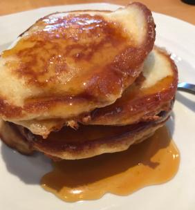 ROB BUTTERS' WORLD-FAMOUS PANCAKES