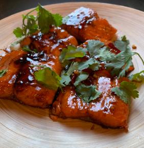 AMY ROSEN'S CARAMELIZED SALMON FILLETS