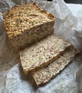 GLUTEN-FREE NUT AND SEED BREAD