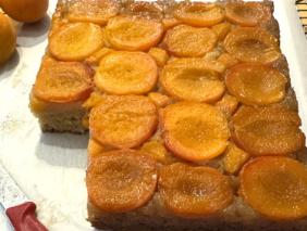 BROWN BUTTER APRICOT UPSIDE DOWN CAKE